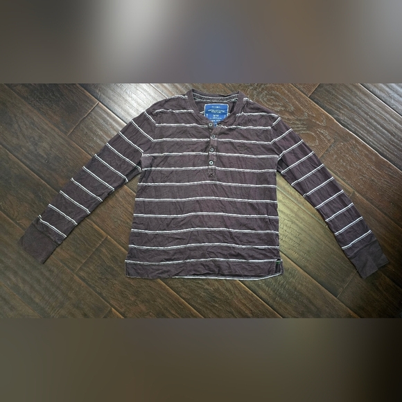 American Eagle Outfitters Gray Long Sleeve Striped Tee - Picture 2 of 11